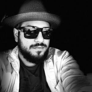 Meet your Posher, Aaron